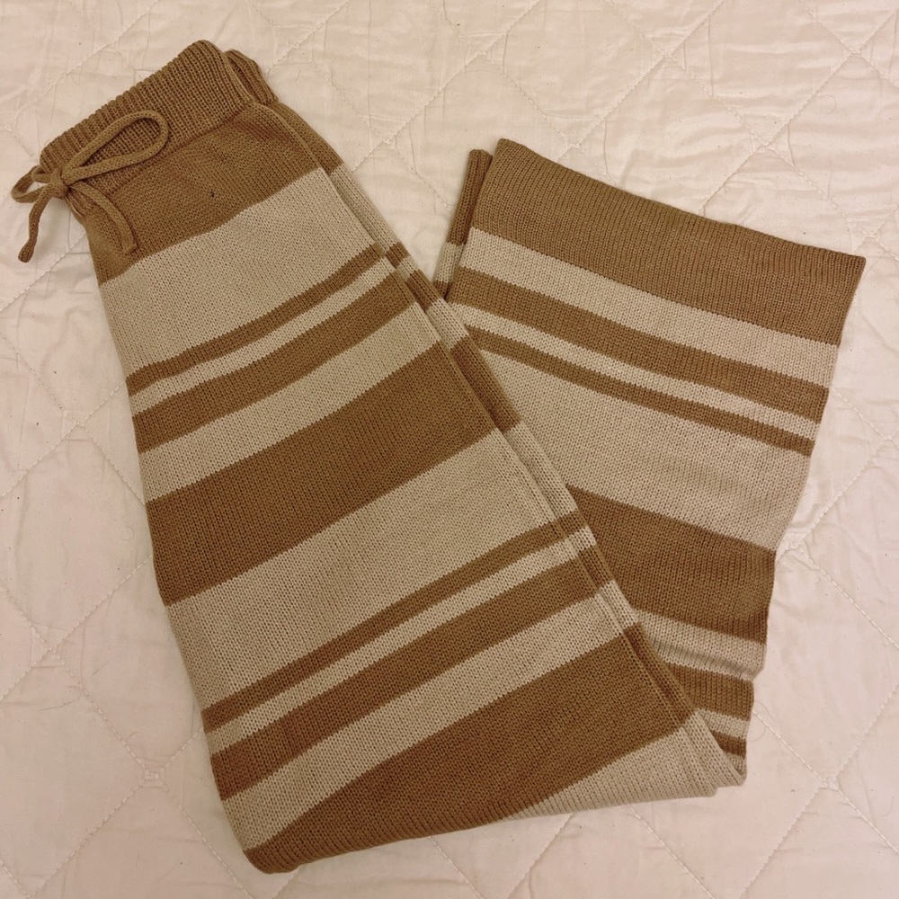 SOLD Striped waist knit pants